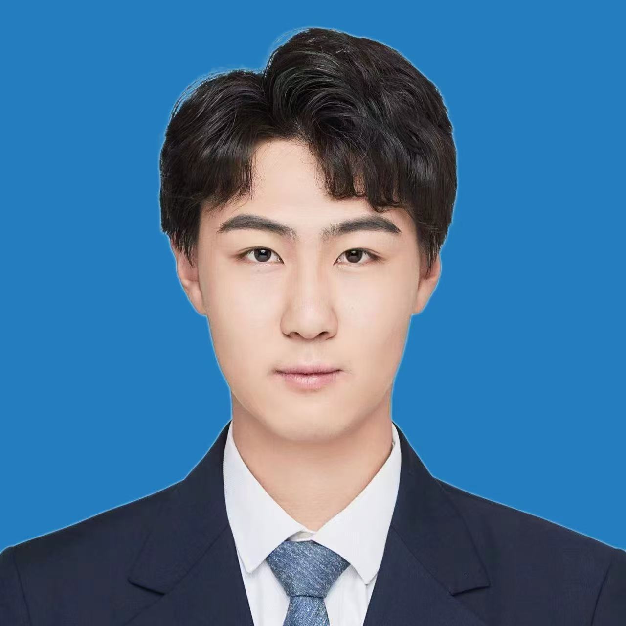 周琛清 👨🏻‍💻